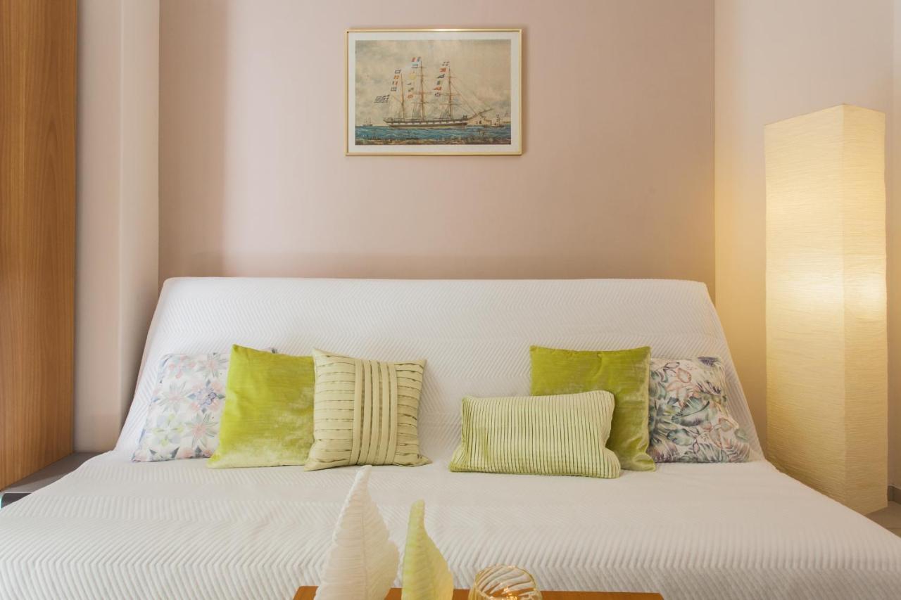 Central Apartment At Plaka 1 Bed For 2 Pers Атина Екстериор снимка