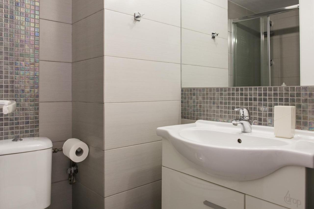 Central Apartment At Plaka 1 Bed For 2 Pers Атина Екстериор снимка