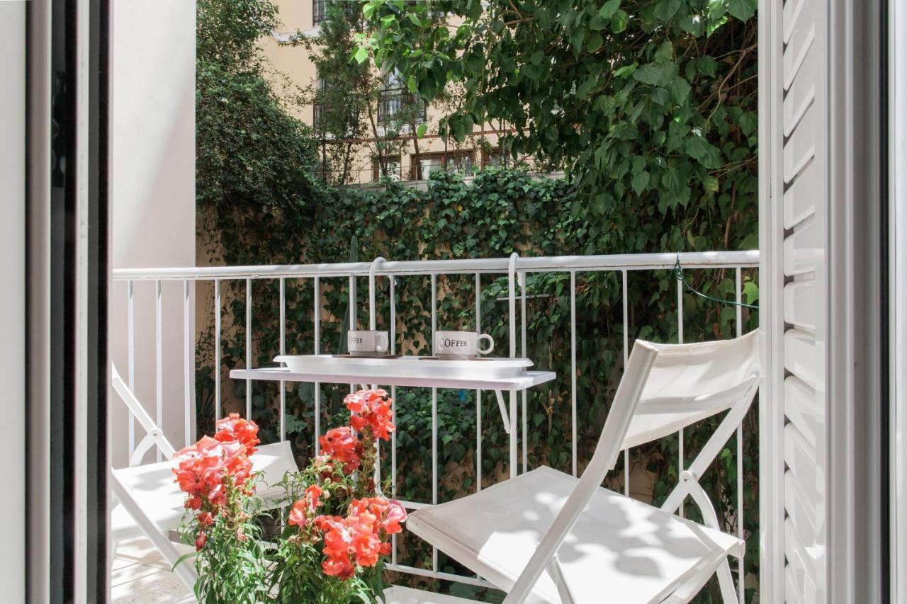 Central Apartment At Plaka 1 Bed For 2 Pers Атина Екстериор снимка
