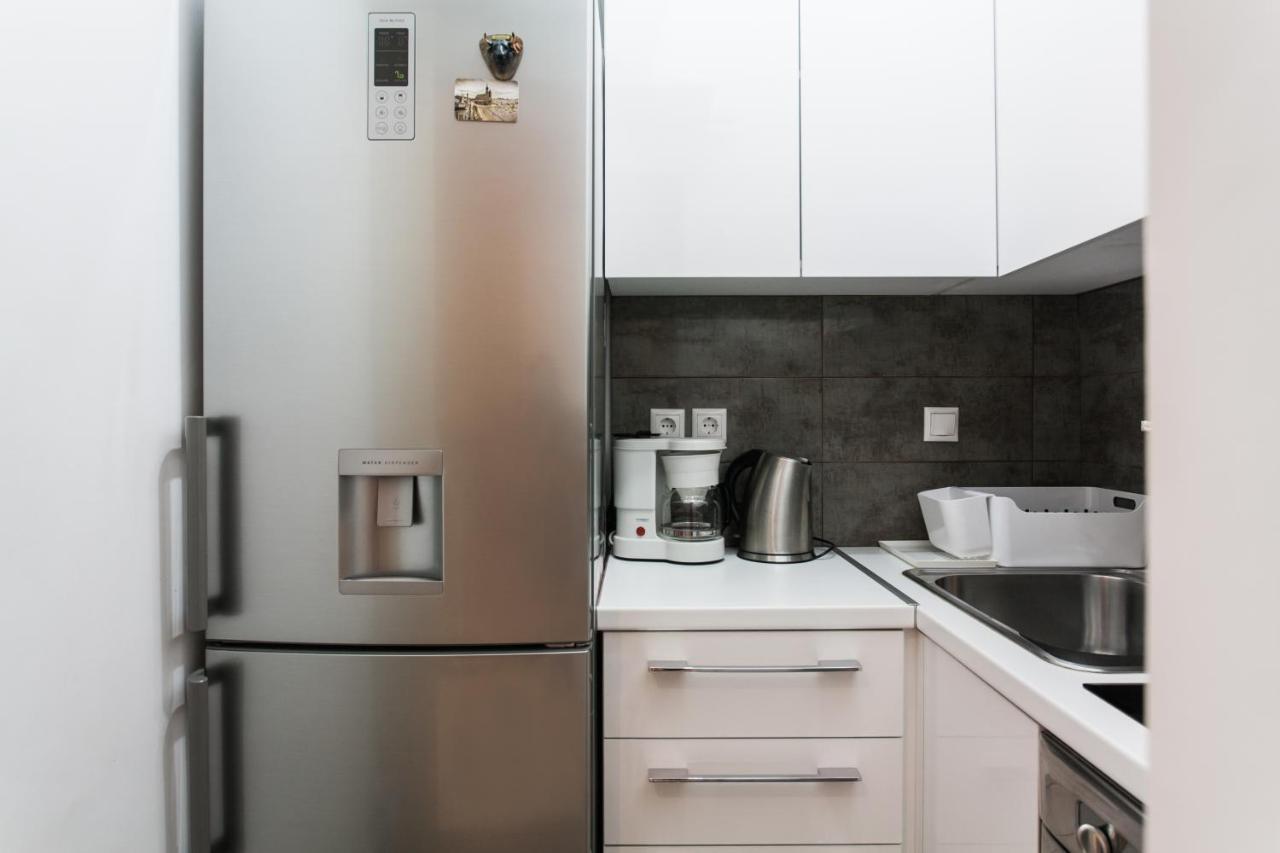 Central Apartment At Plaka 1 Bed For 2 Pers Атина Екстериор снимка