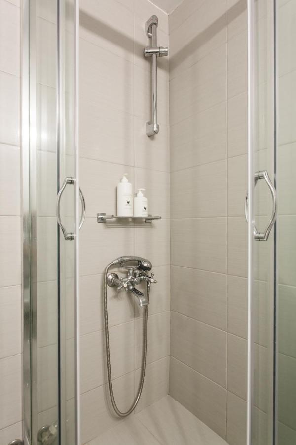 Central Apartment At Plaka 1 Bed For 2 Pers Атина Екстериор снимка